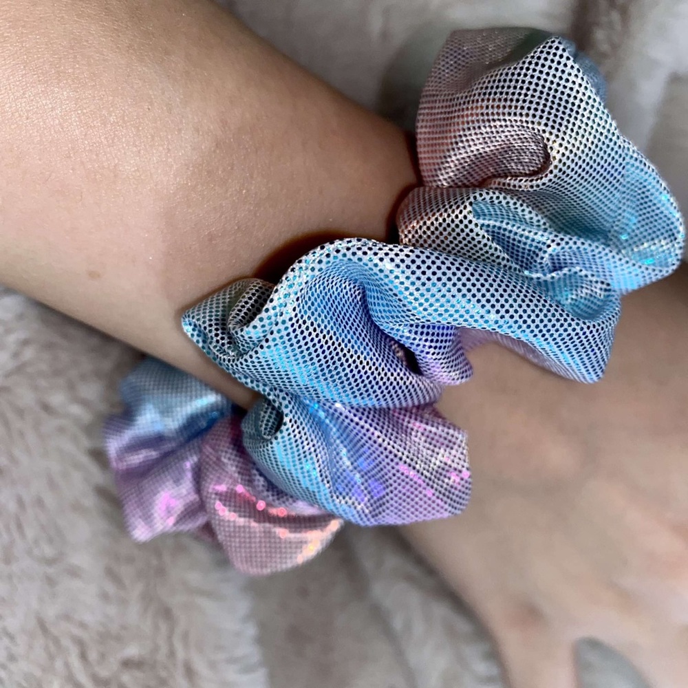 Zipper scrunchie